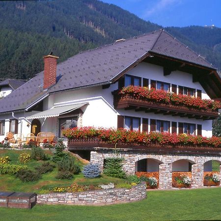 Gastehaus Trattner Hotel Mauterndorf  Bagian luar foto