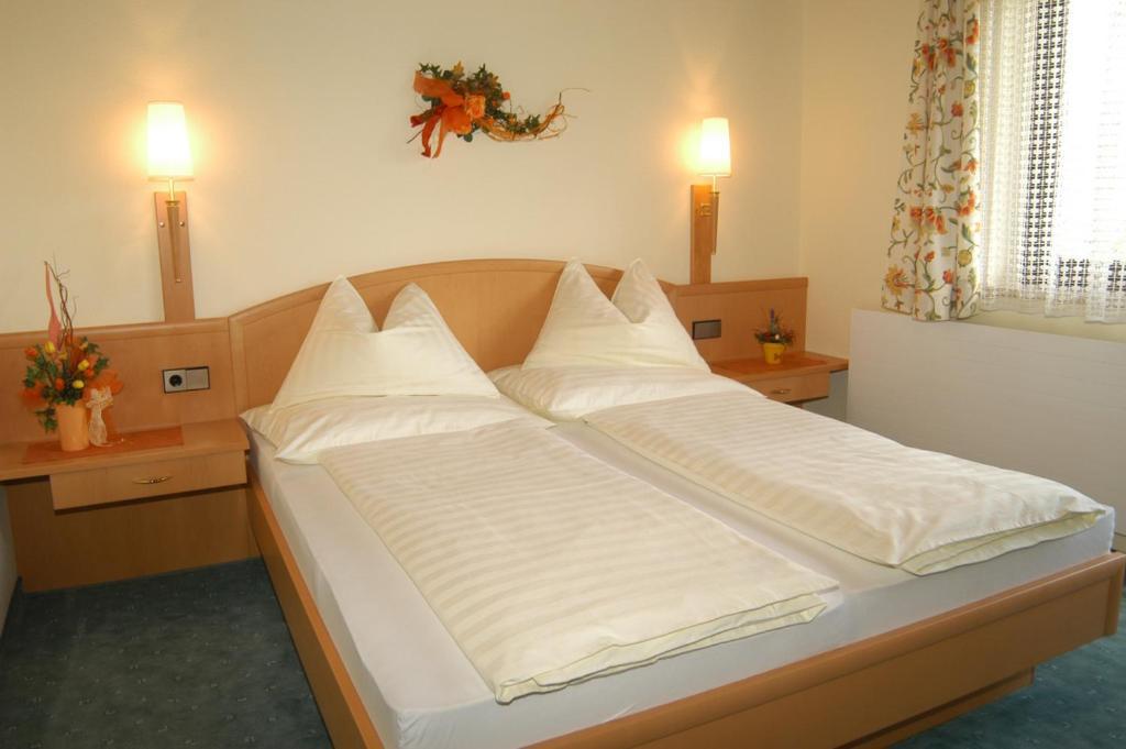 Gastehaus Trattner Hotel Mauterndorf  Ruang foto