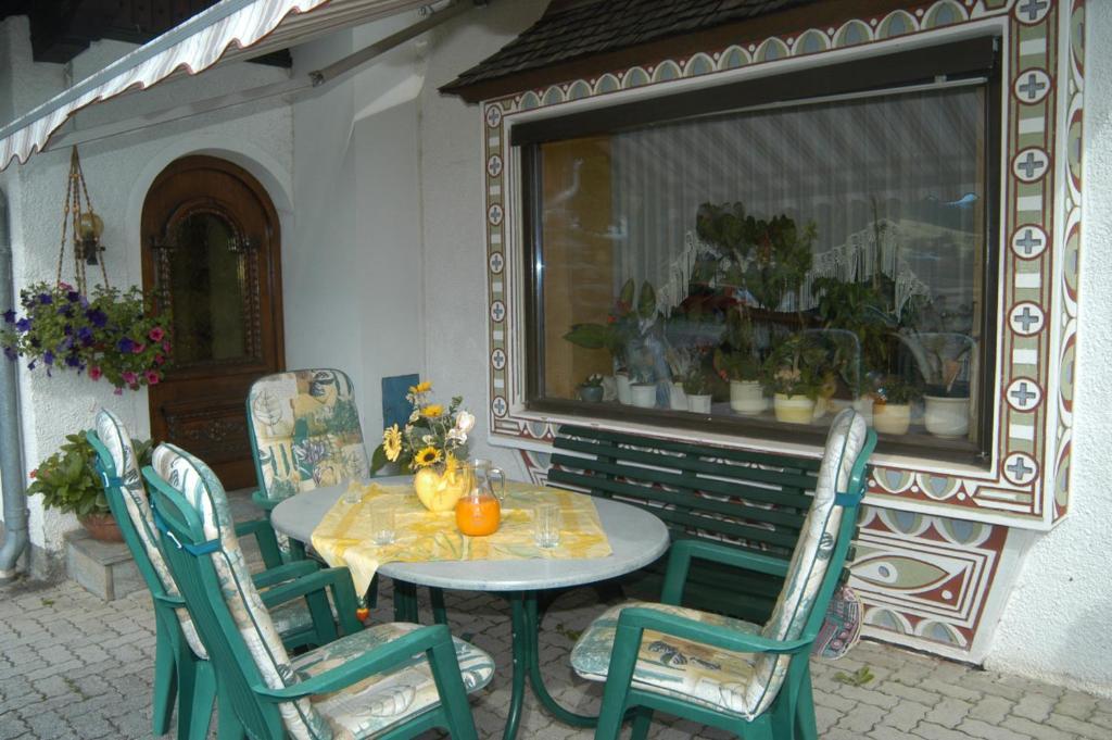 Gastehaus Trattner Hotel Mauterndorf  Bagian luar foto
